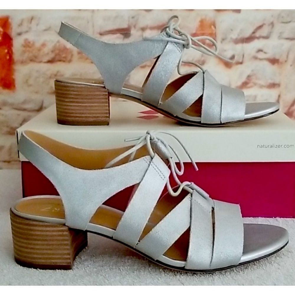 🎁Naturalizer Felicity leather Block heels Sandals size 9.5